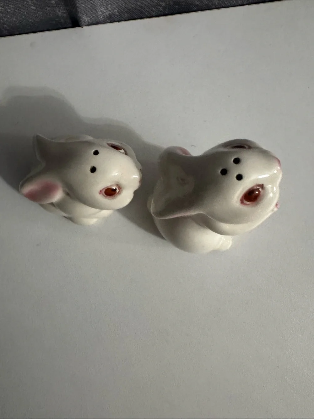 Vintage Avon Ceramic Bunny salt and pepper set with Pink Accents